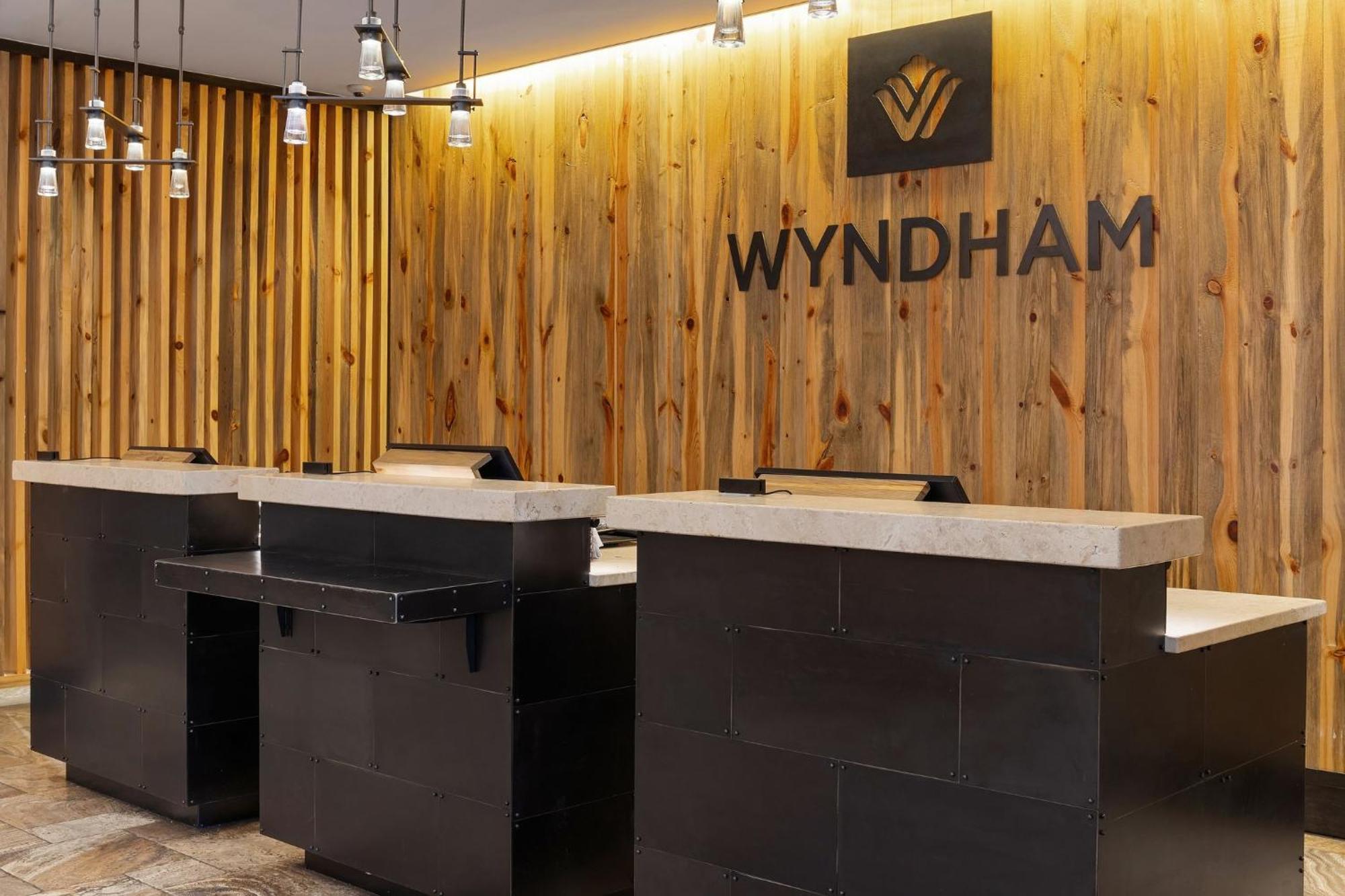 Resort Club Wyndham At 4*